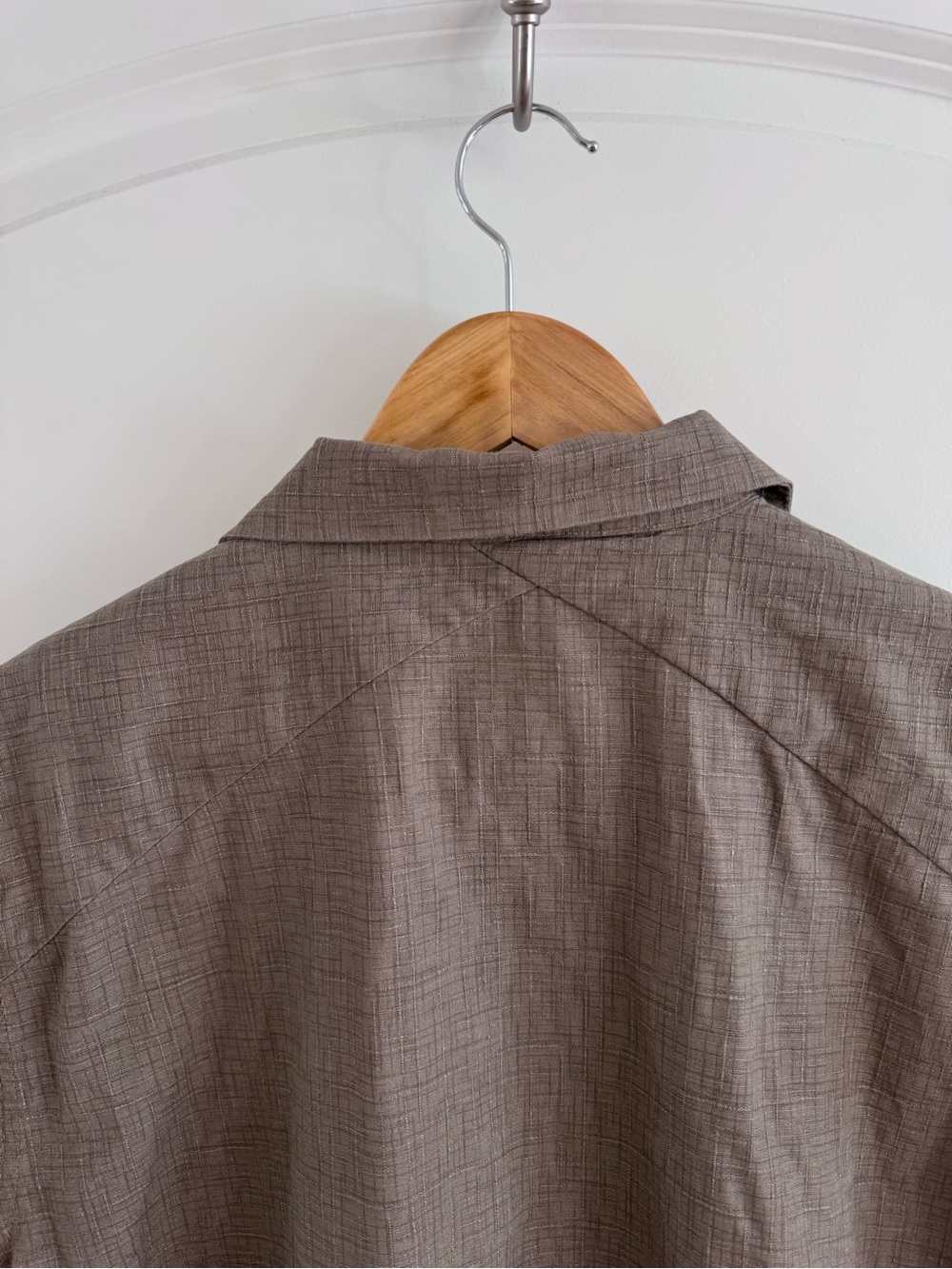 3sixteen Short-Sleeve Button-Down Textured Shirt in Taupe Brown - Picture 11 of 14